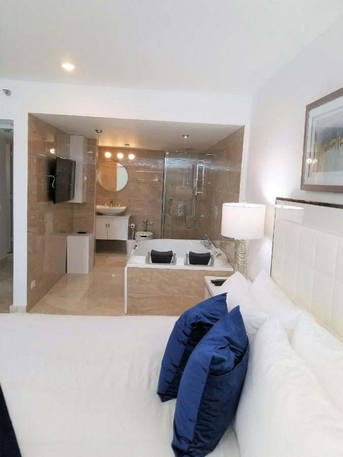 Esj Towers 2 Bd 2Bath Ocean View Apt Top Location Lux San Juan Eksteriør bilde